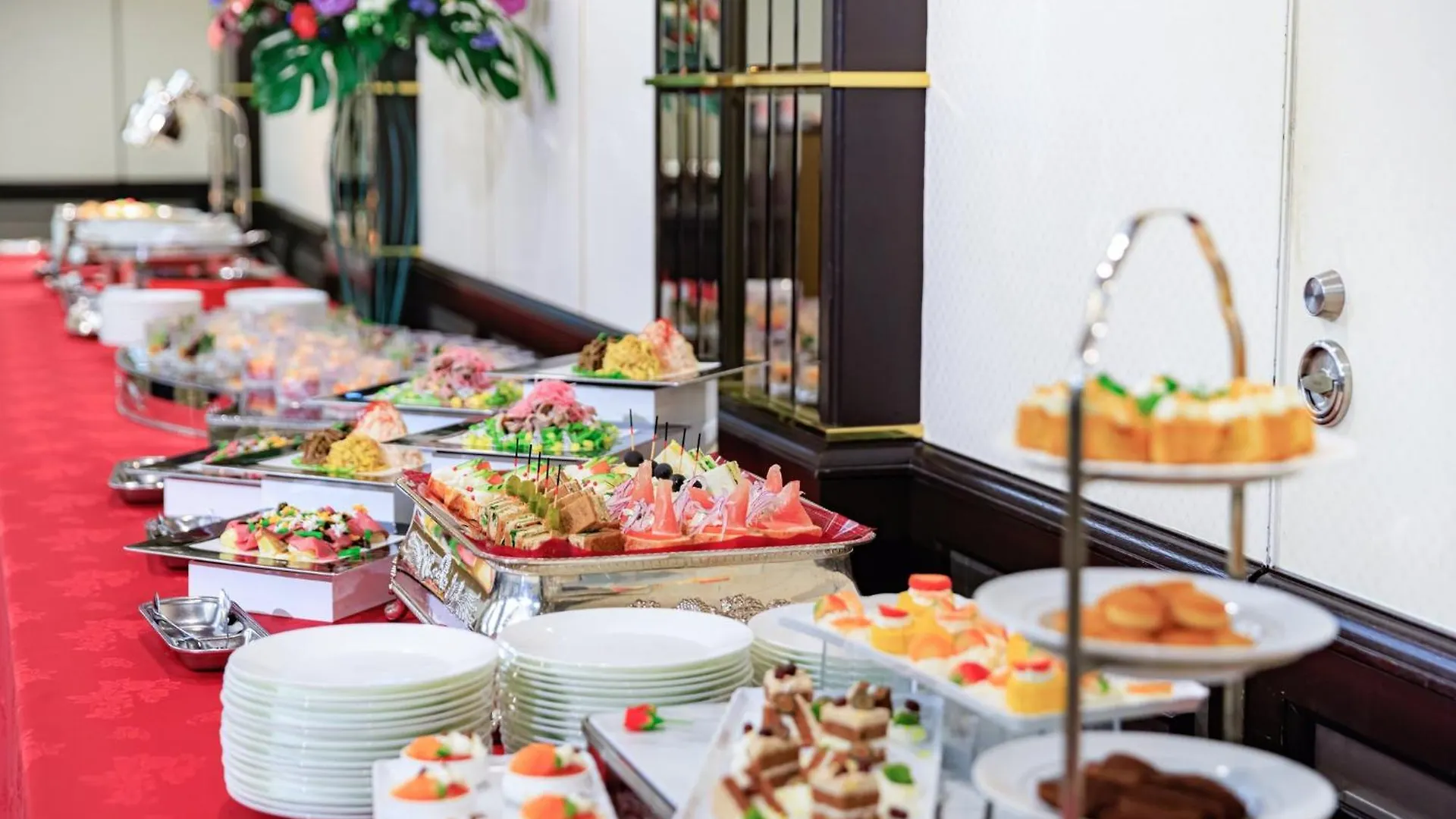 מלון Ana Crowne Plaza Osaka By Ihg
